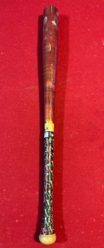 Louisville Slugger Flylite Y243 Maple Bat 30" (Used)