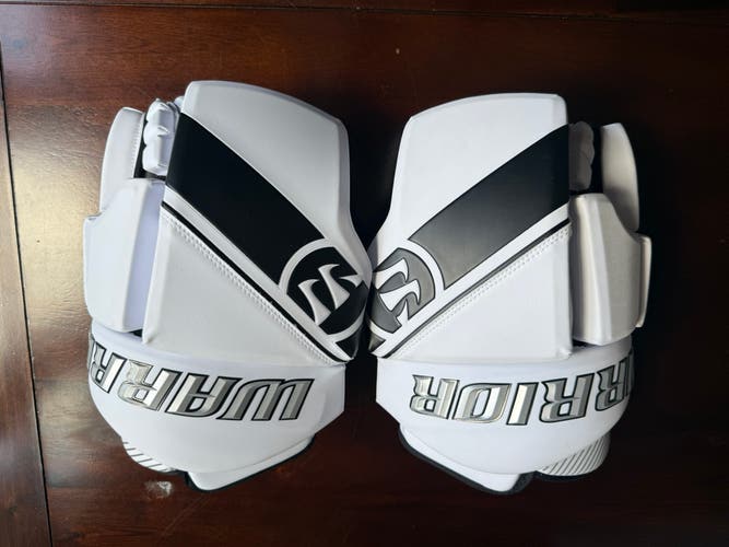 Warrior Fatboy Lacrosse Gloves Medium (Used)