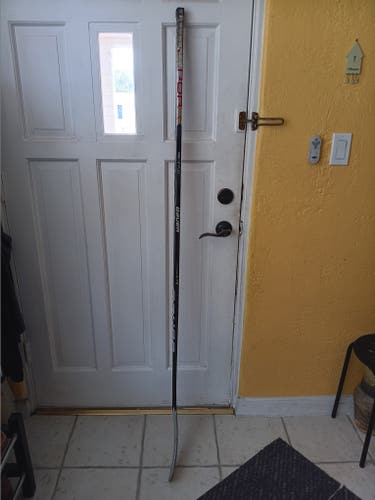 Senior Bauer Hyperlite 2 Left Hand Hockey Stick P88 (Used)