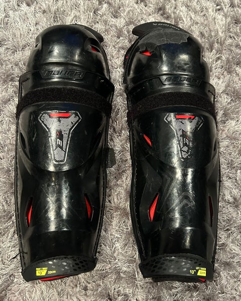 Intermediate Bauer Vapor 13" Shin Pads (Used)