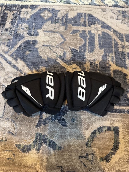Bauer Lil Sport Gloves 8" (Used)