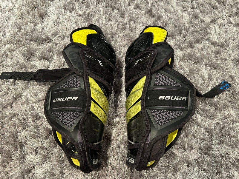Youth Bauer Supreme 1S 12" Shin Pads (Used)
