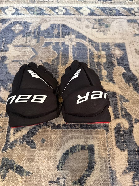 Bauer Lil Sport Gloves 9" (Used)