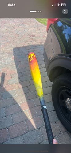 Easton hype Bat (-10) 20 oz 30" (Used)
