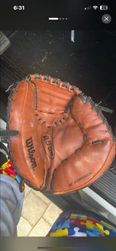 Wilson a550 RH Catcher's Glove 32" (Used)