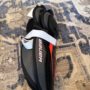 Youth Bauer Lil Sport 10" Shin Pads (New)