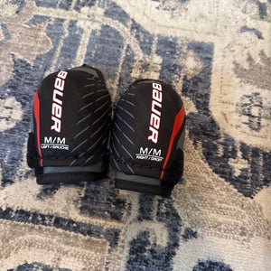 Youth Medium Bauer Lil Sport Elbow Pads (Used)
