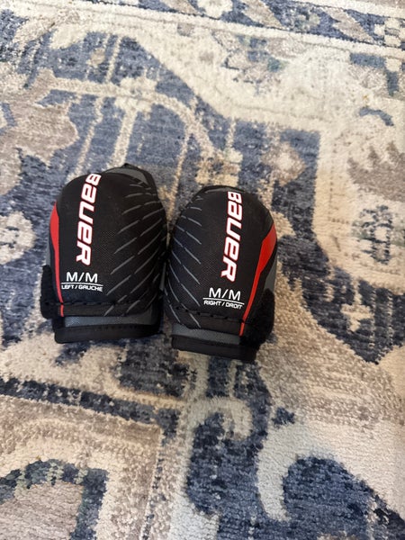 Youth Medium Bauer Lil Sport Elbow Pads (Used)