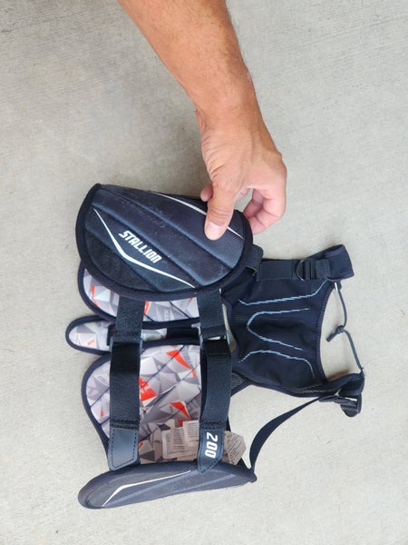 Small Youth STX Stallion 200 Rib Pad (Used)