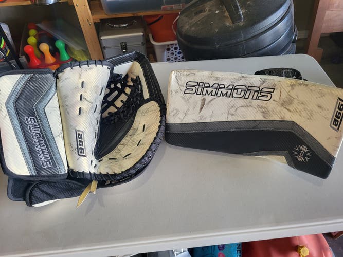 Simmons 992 glove and blocker