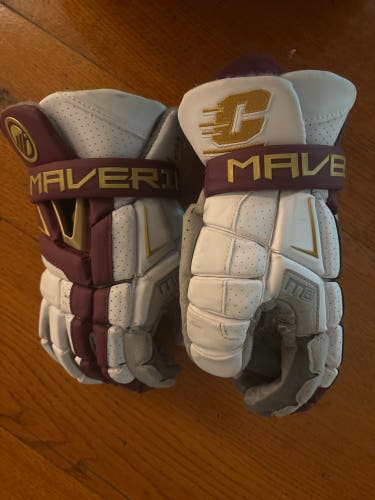 Maverik M6 Lacrosse Gloves 13" (Used)