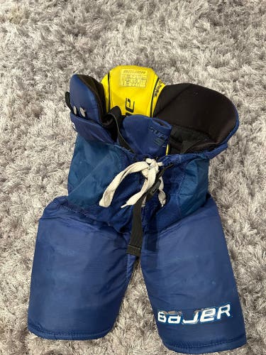Junior Large Bauer Supreme S27 Hockey Pants (Used)