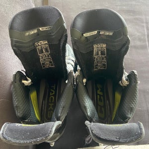 2025 CCM Tacks XF Pro Hockey Skates Wide Width Pro Stock 5.5 (Used)