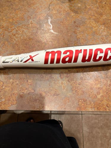 GREAT CONDITION - 2023 Marucci CATX Alloy Bat USSSA Certified (-8) Alloy 22 oz 30" (Used)