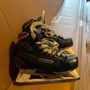 Bauer Supreme S29 Hockey Goalie Skates Size 4.5 EE (Used)