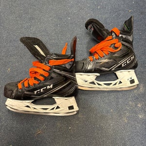 CCM RibCor Platinum Hockey Skates Regular Width Size 2.5 (Used)