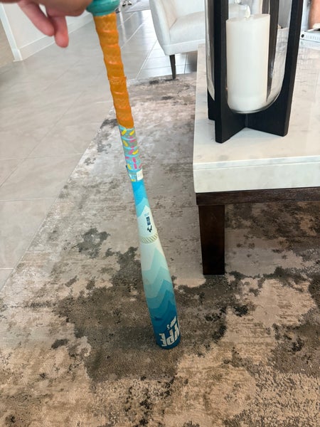 2024 Easton Hype Fire Composite USSSA Certified Bat (-5) 28 oz 31" (Used)