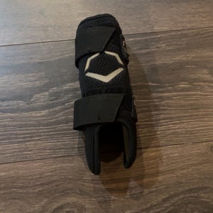 Black Junior EvoShield Elbow Guard Elbow Protection (Used)
