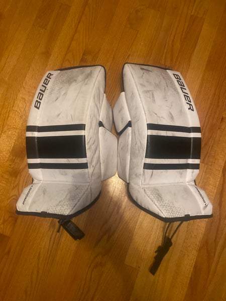 Medium Bauer GSX Prodigy Goalie Leg Pads (Used) Youth Medium - 22 + 1 Inch