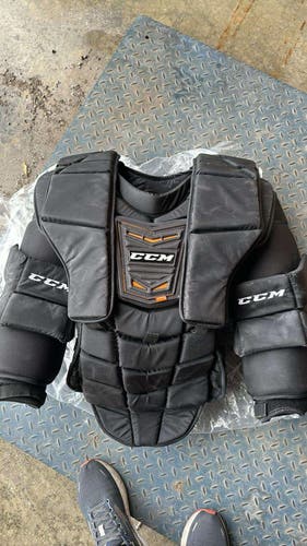Medium CCM Goalie Chest Protector Pro Stock (Used)