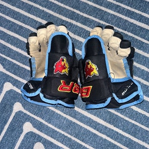 New Mexico Ice Wolves Pro stock hockey gloves 12”