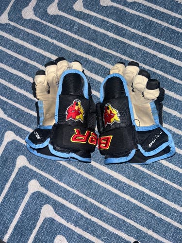 New Mexico Ice Wolves Pro stock hockey gloves 12”