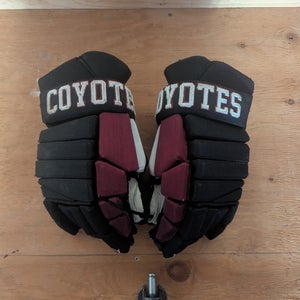 Custom Verbero Gloves 14"