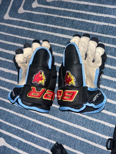 New Mexico Ice Wolves Pro stock hockey gloves 13”