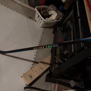 Intermediate Bauer Nexus Sync Right Handed Hockey Stick P92 (Used)