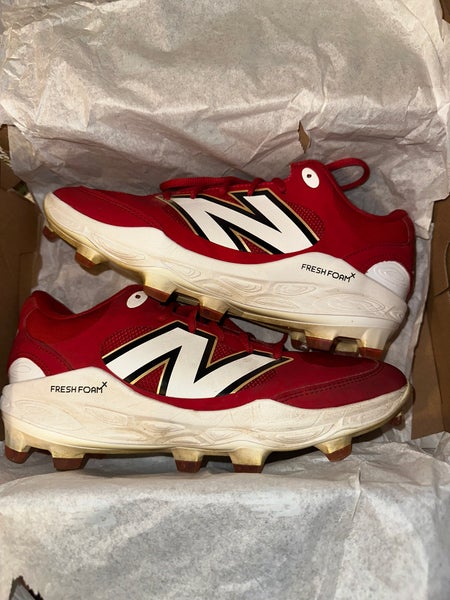 Red Men's Size M 8.5 (W 9.5) Adult New Balance 3000v7 Low Top Molded Cleats (Used)