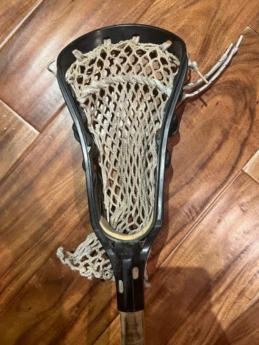 deBeer Shockwave Head box pinched