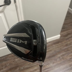 Men's TaylorMade SIM Right Handed Driver Regular Flex 9 Loft (Used)