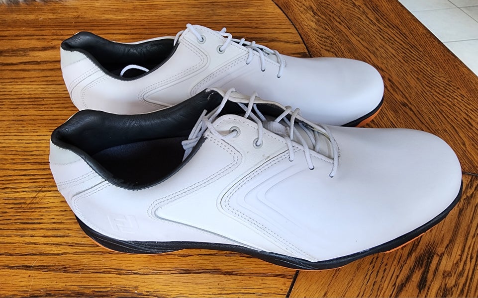 NEW FootJoy HydroLite Golf Shoes Waterproof Leather SoftSpikes 50017 Size 10 M