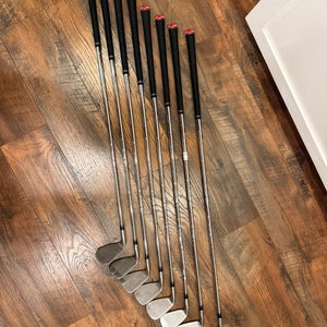 Men's 2022 TaylorMade Stealth Right Handed Iron Set Regular Flex Steel Shaft (Used)