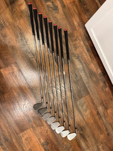 Men's 2022 TaylorMade Stealth Right Handed Iron Set Regular Flex Steel Shaft (Used)