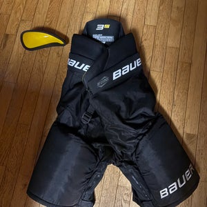 Men's Used Bauer Supreme 3S Hockey Pants Medium