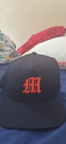 Manor Phoenix hat