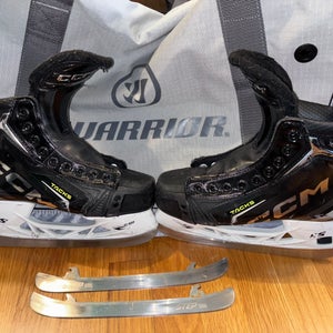 2024 CCM Tacks XF 90 Hockey Skates Regular Width Size 4 (Used)