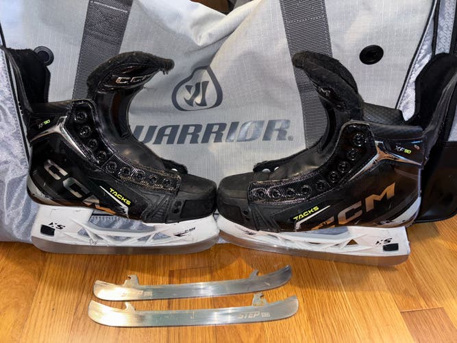 2024 CCM Tacks XF 90 Hockey Skates Regular Width Size 4 (Used)