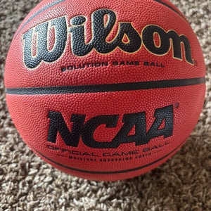 Men's Wilson Basketball (New)