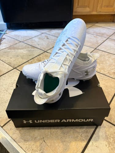White Men's Size M 11.0 (W 12.0) Adult Under Armour Blur Smoke Suede 2.0 (New)