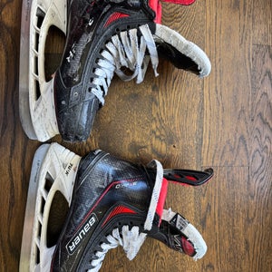 Bauer Vapor 3X Pro Hockey Skates Size 6.5 (Used)