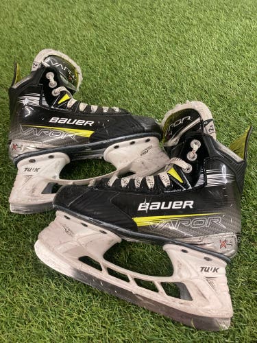 Bauer Vapor X4 Hockey Skates | Size 2.5