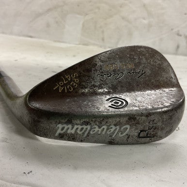 Used Cleveland TOUR ACTION REG 588 Golf Wedge Mens RH Pitching Wedge 11855-S000190356