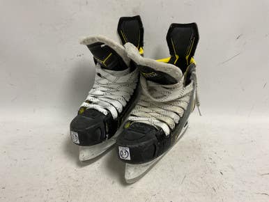 Used CCM SUPER TACKS 9380 Junior Hockey Skate White/Black/Yellow Junior 03.5 11855-S000190503