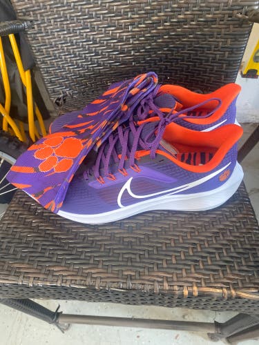 CLEMSON Nike Shoes & Socks