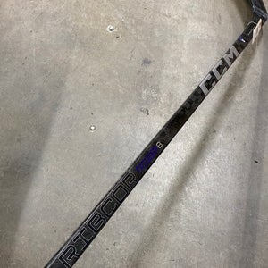 Junior CCM Ribcor Trigger 8 Hockey Stick Right Handed (Used)