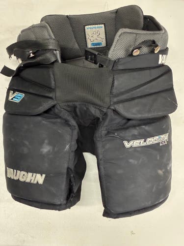 Black Intermediate Large Vaughn Velocity V9 Pro Carbon Hockey Goalie Pants (Used)
