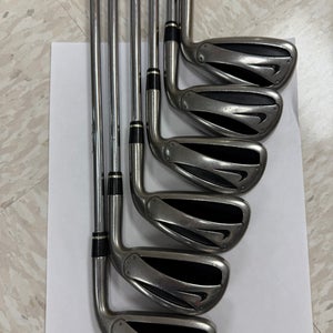 Men's 2005 Nike Slingshot Right Handed Iron Set Regular Flex 6 Pieces Steel Shaft (Used)