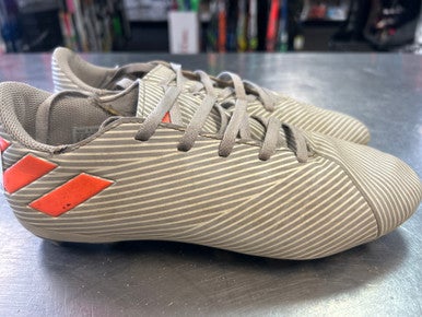 Used Adidas Soccer Cleats Grey Senior 6 11868-S000065259